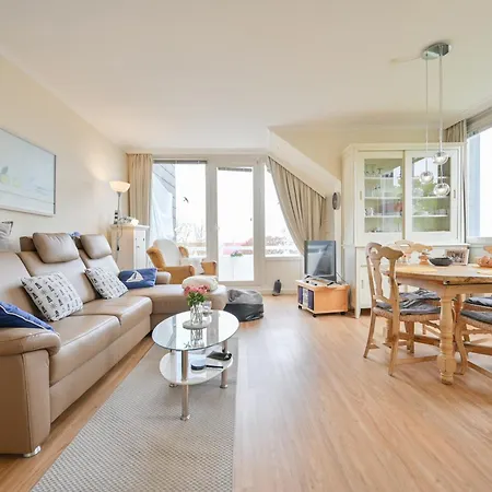 Kleine - Nr 38 - Strandhotel 4*